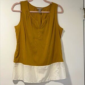Banana Republic Gold & Cream color block professional work top blouse Sz Med